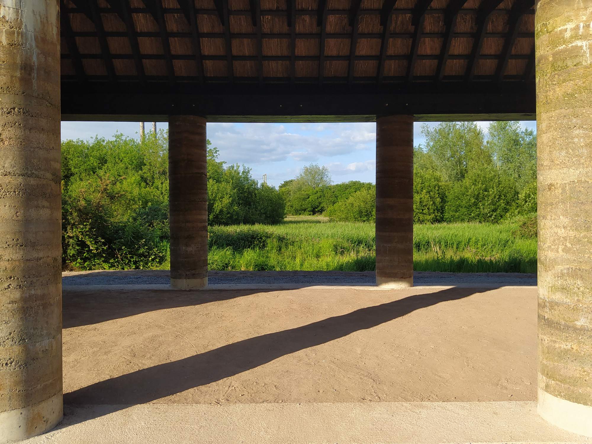 Den Talamh – Public Rammed Earth Building – Collaboration with Fuinneamh Workshop Architects